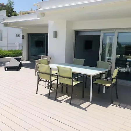 Casa Monte, - Luxury Villa, Nueva Andalucia. Great For Families/golfers Villa Marbella